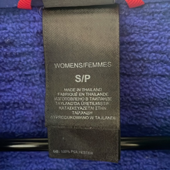 Women’s North Face Fleece Zip Up Hoodie - Picture 3 of 5